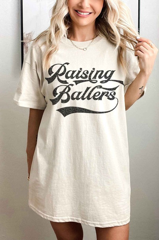 RAISING BALLERS OVERSIZED GRAPHIC TEE