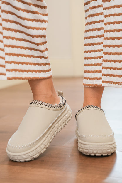 White Contrast Stitch Detail Plush Winter Clog Slippers